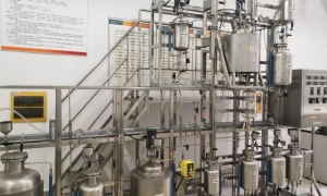 化工精餾實(shí)驗(yàn)裝置：篩板精餾實(shí)驗(yàn)裝置的分離實(shí)驗(yàn)流程